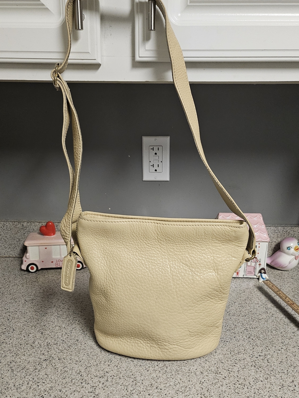 Coach Vintage Leather Crossbody Bag in Cream - Classic Everyday Carry